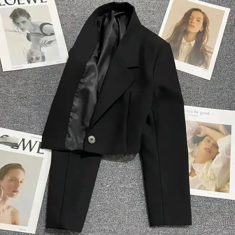 Women’s Cropped Blazer with Single Button